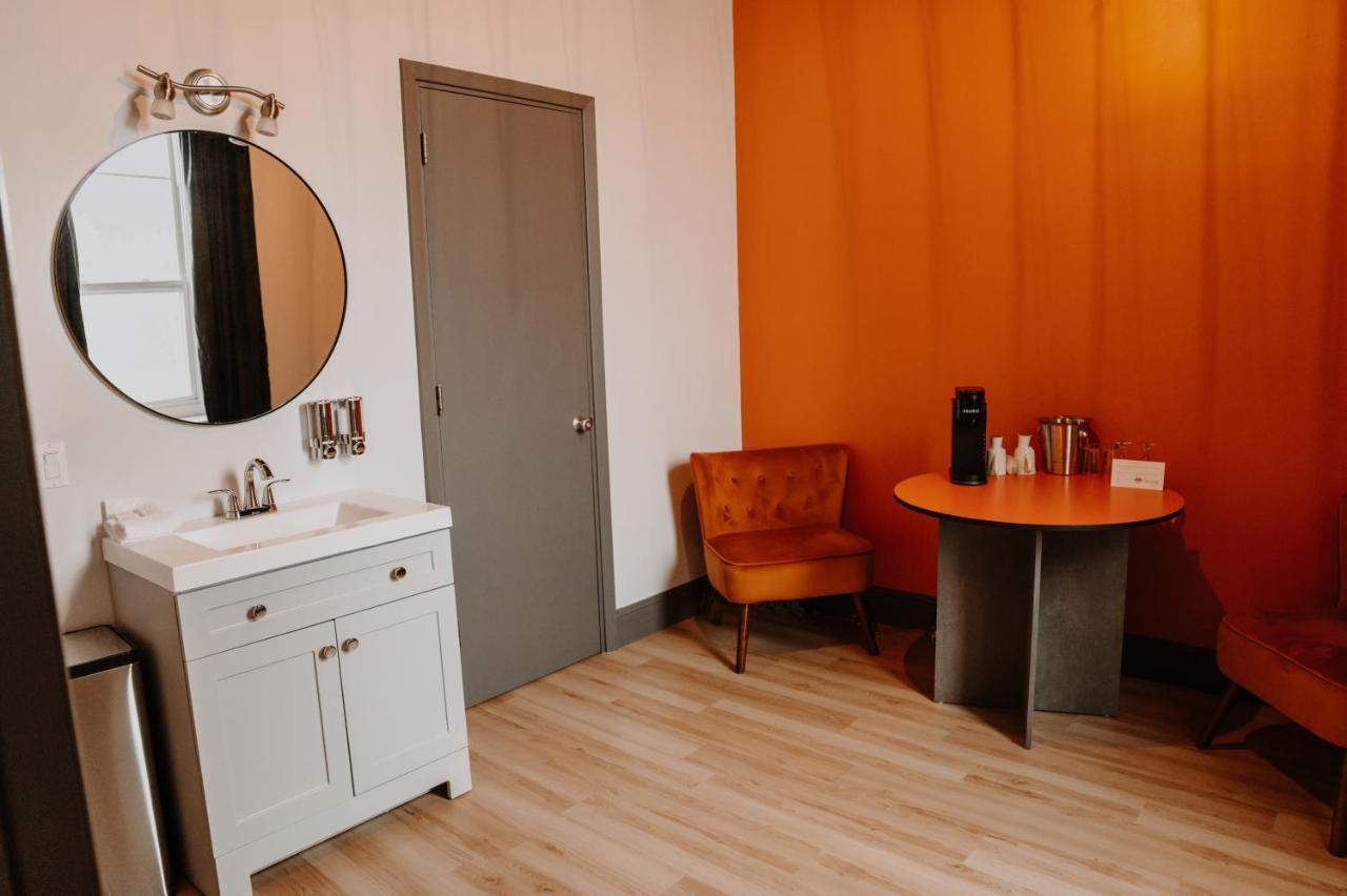 Hotel Historique Et Manoir Route 66 Saint-Victor エクステリア 写真