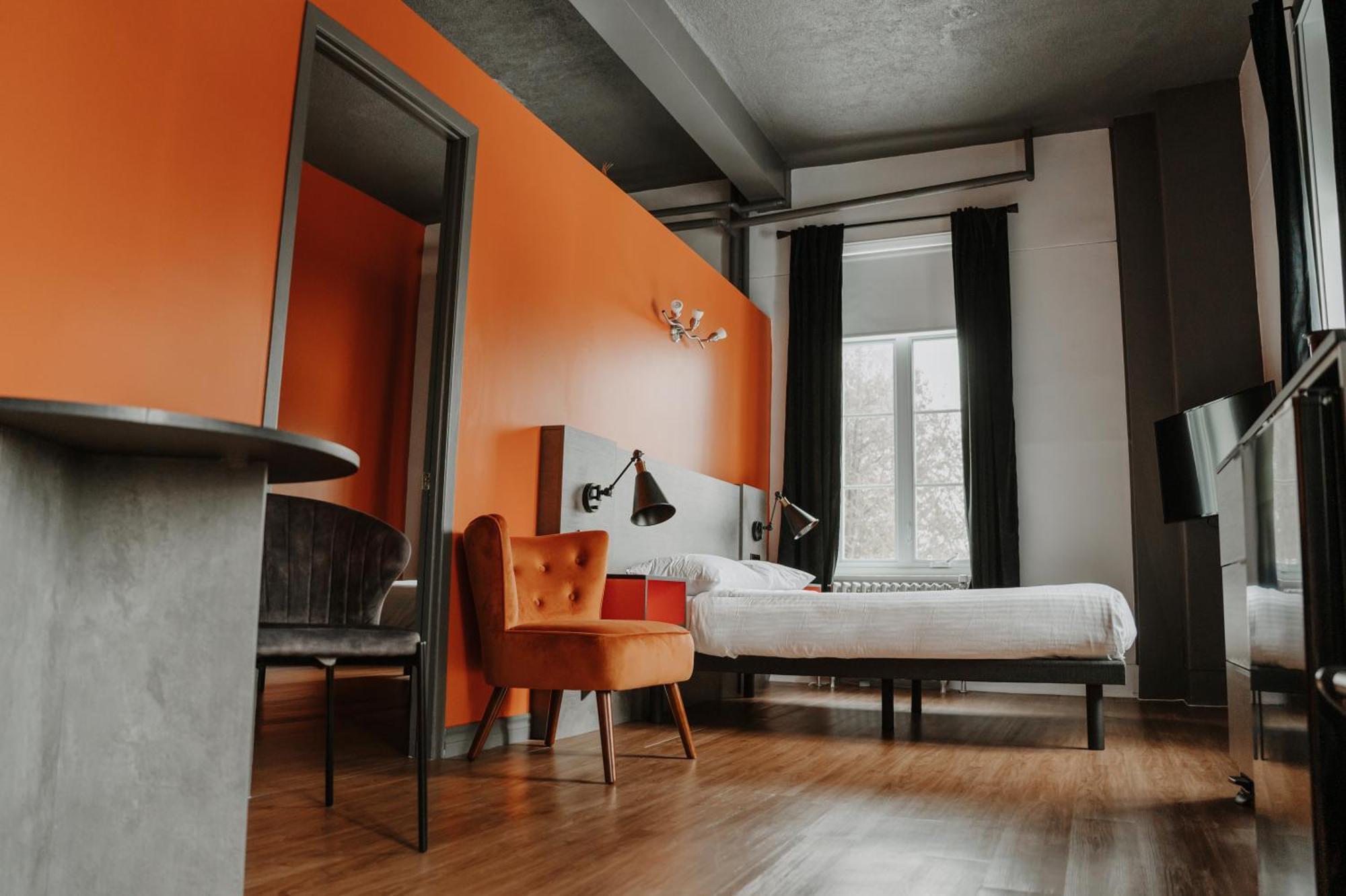 Hotel Historique Et Manoir Route 66 Saint-Victor エクステリア 写真