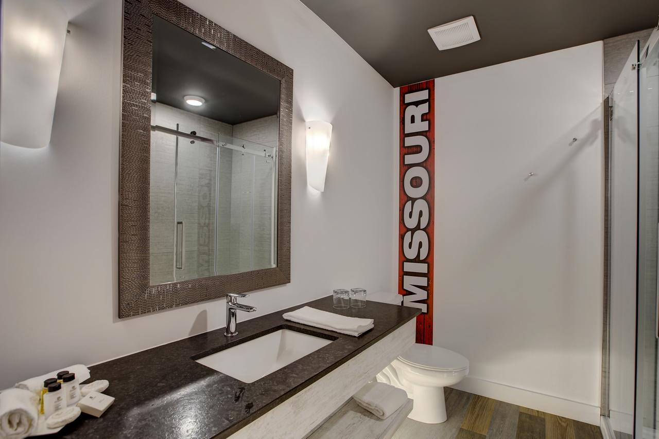 Hotel Historique Et Manoir Route 66 Saint-Victor エクステリア 写真